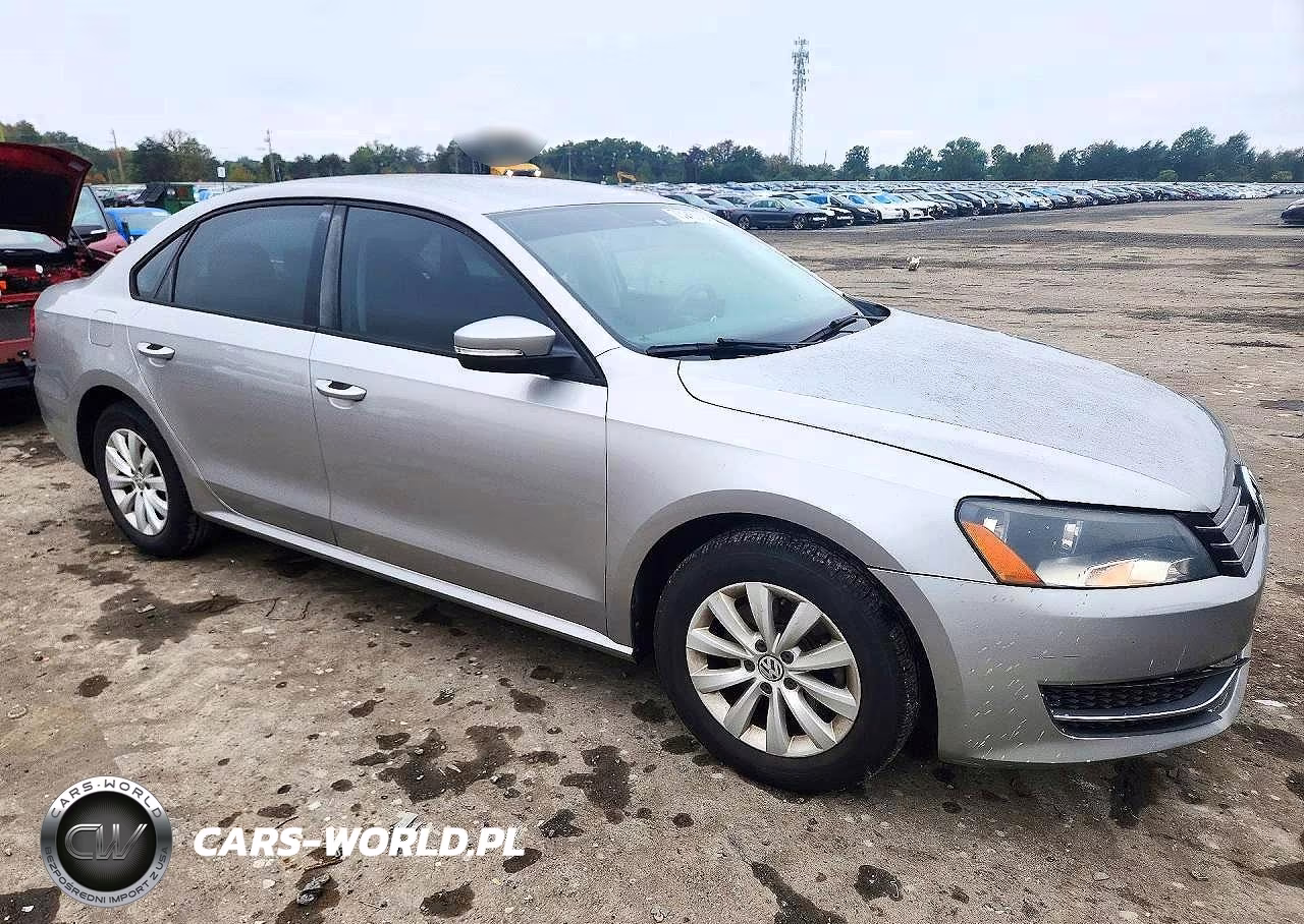 2013 Volkswagen Passat S VIN:1VWAP7A3XDC061908 - 4