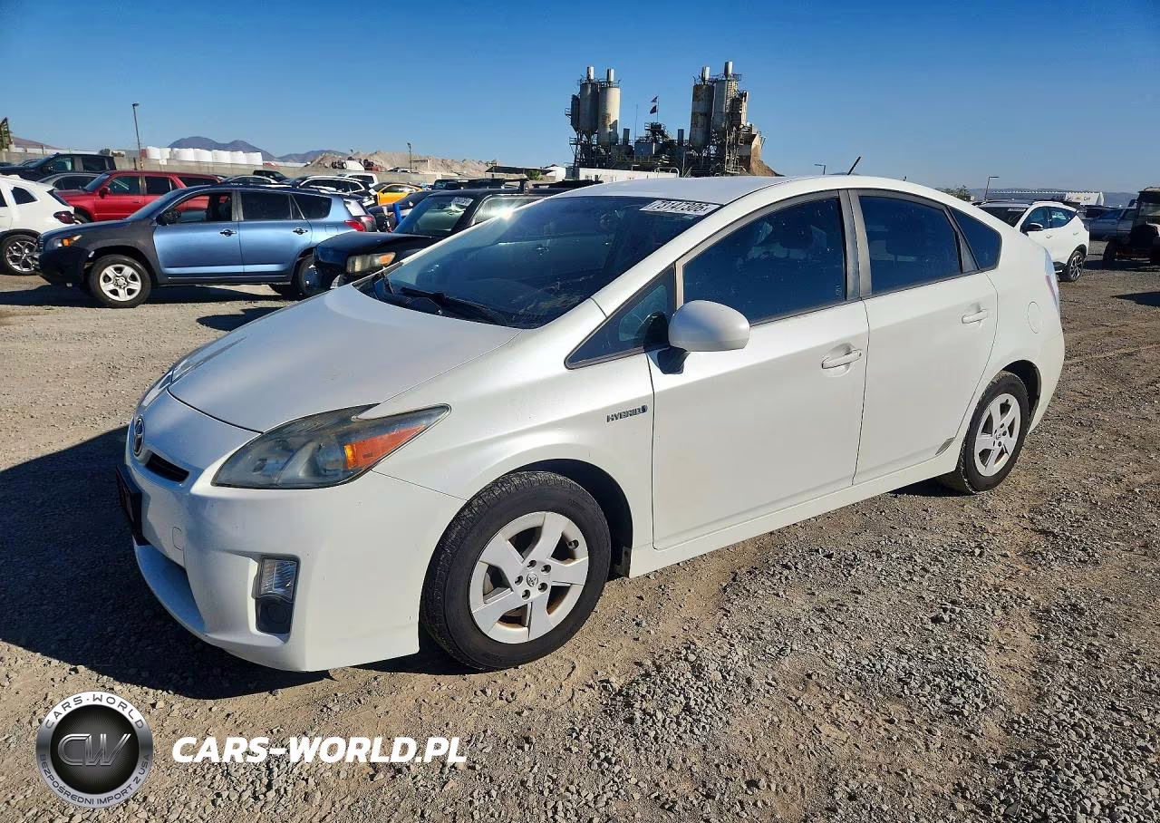 2011 Toyota Prius Two