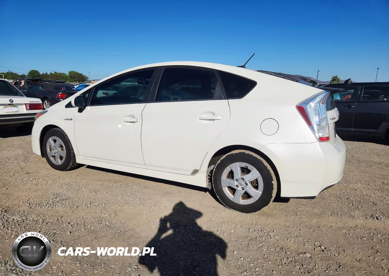 2011 Toyota Prius Two VIN:JTDKN3DU8B1469505 - 2