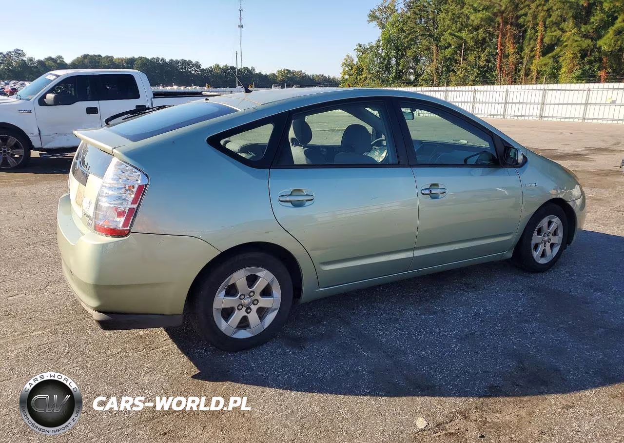 2008 Toyota Prius Base VIN:JTDKB20U187813206 - 3