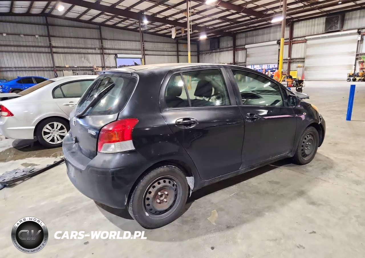 2011 Toyota Yaris Base VIN:JTDKT4K31B5329357 - 3