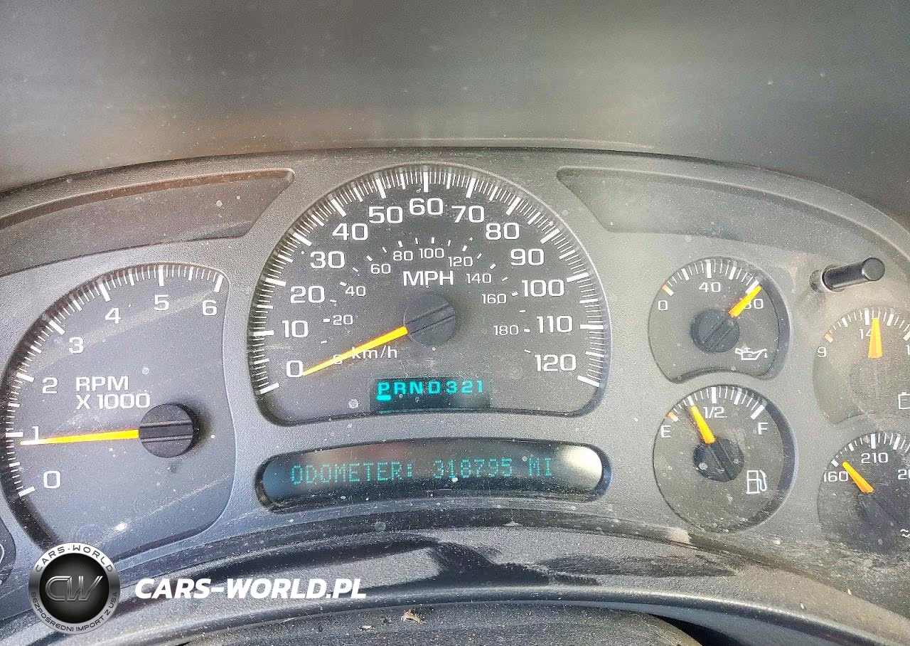 2004 Chevrolet Silverado C1500 VIN:2GCEC19TX41319061 - 9
