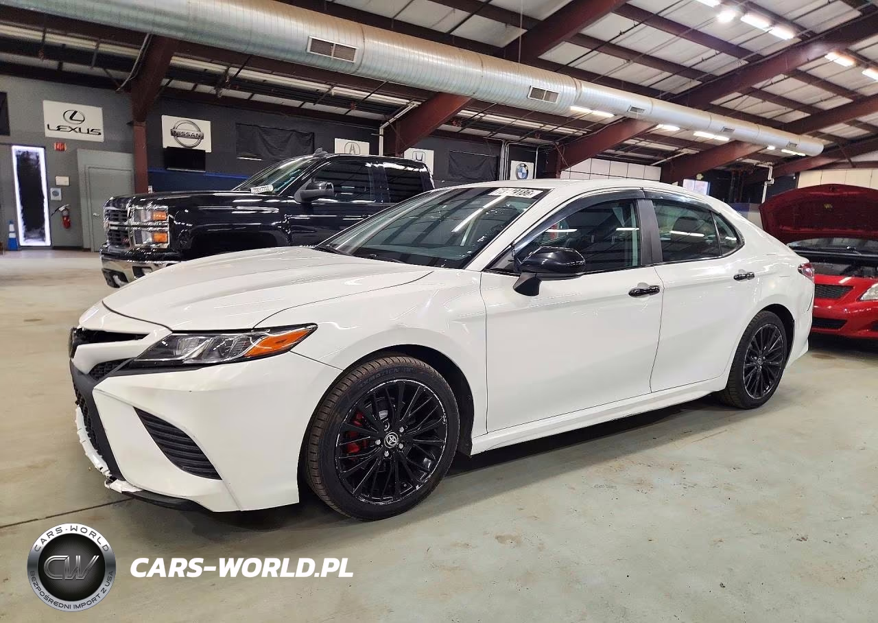 2020 Toyota Camry Se Nightshade