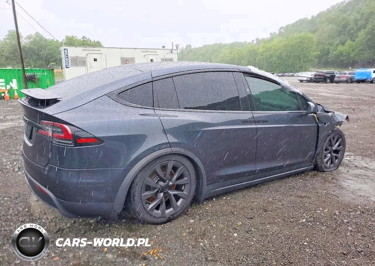 2024 Tesla Model X VIN:7SAXCDE54RF445506 - 3