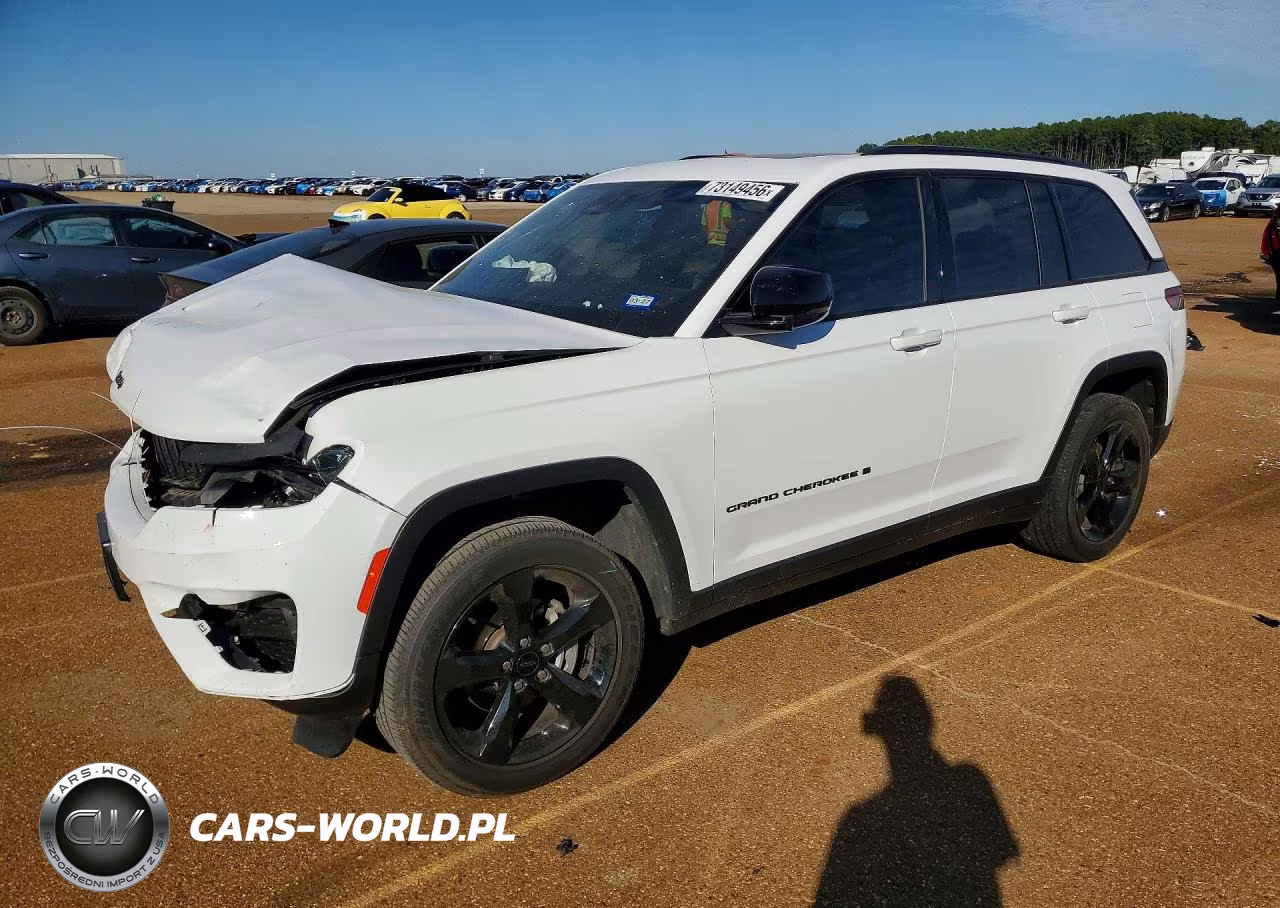 2024 Jeep Grand Cherokee Laredo