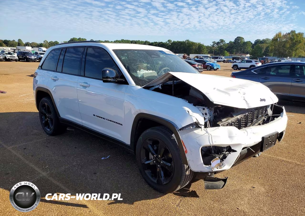 2024 Jeep Grand Cherokee Laredo VIN:1C4RJGAG3RC709249 - 4
