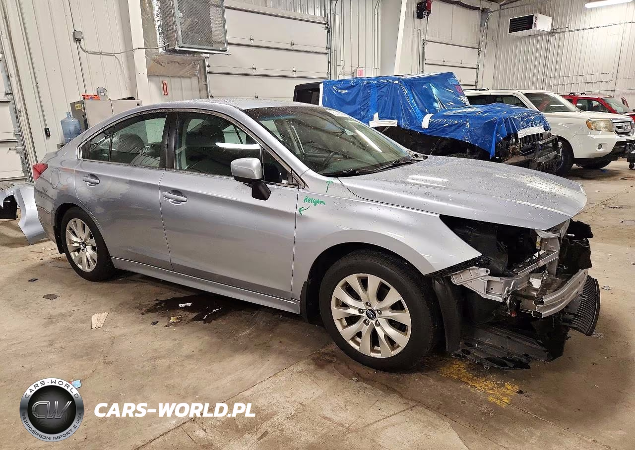 2015 Subaru Legacy 2.5I Premium VIN:4S3BNBC68F3069967 - 4