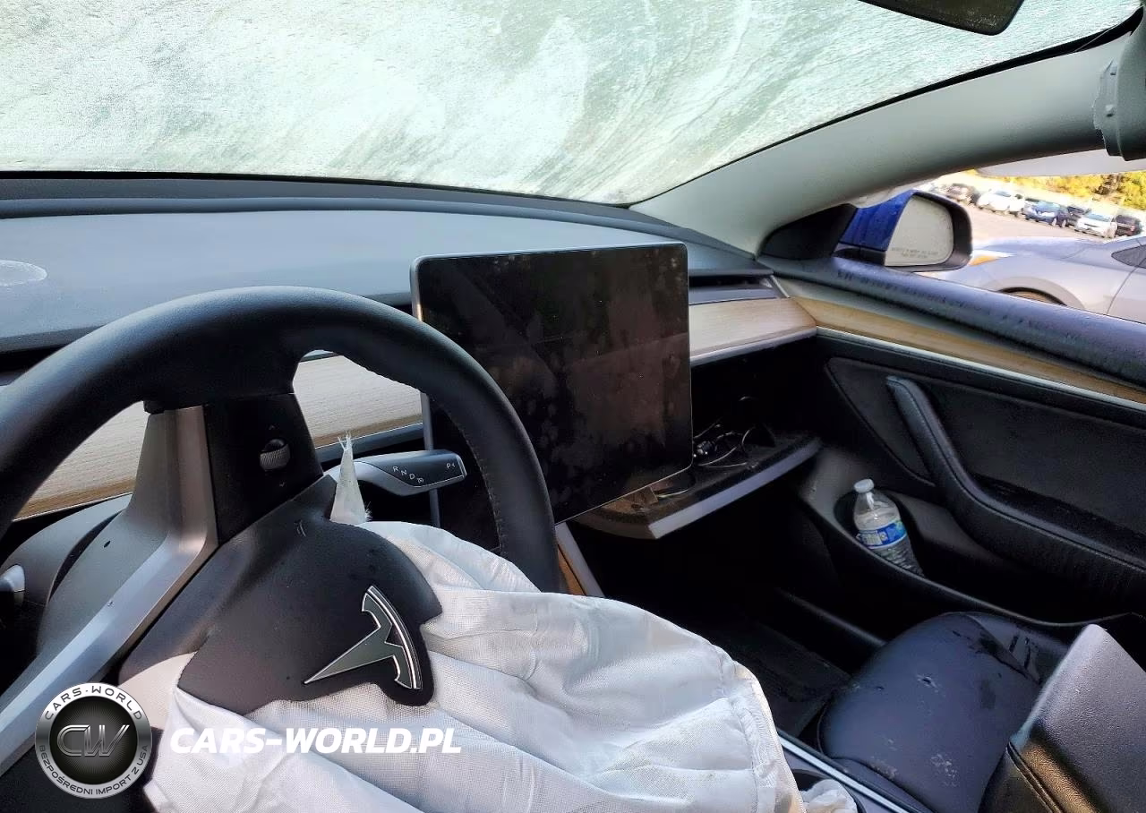 2022 Tesla Model 3 VIN:5YJ3E1EA6NF368939 - 9