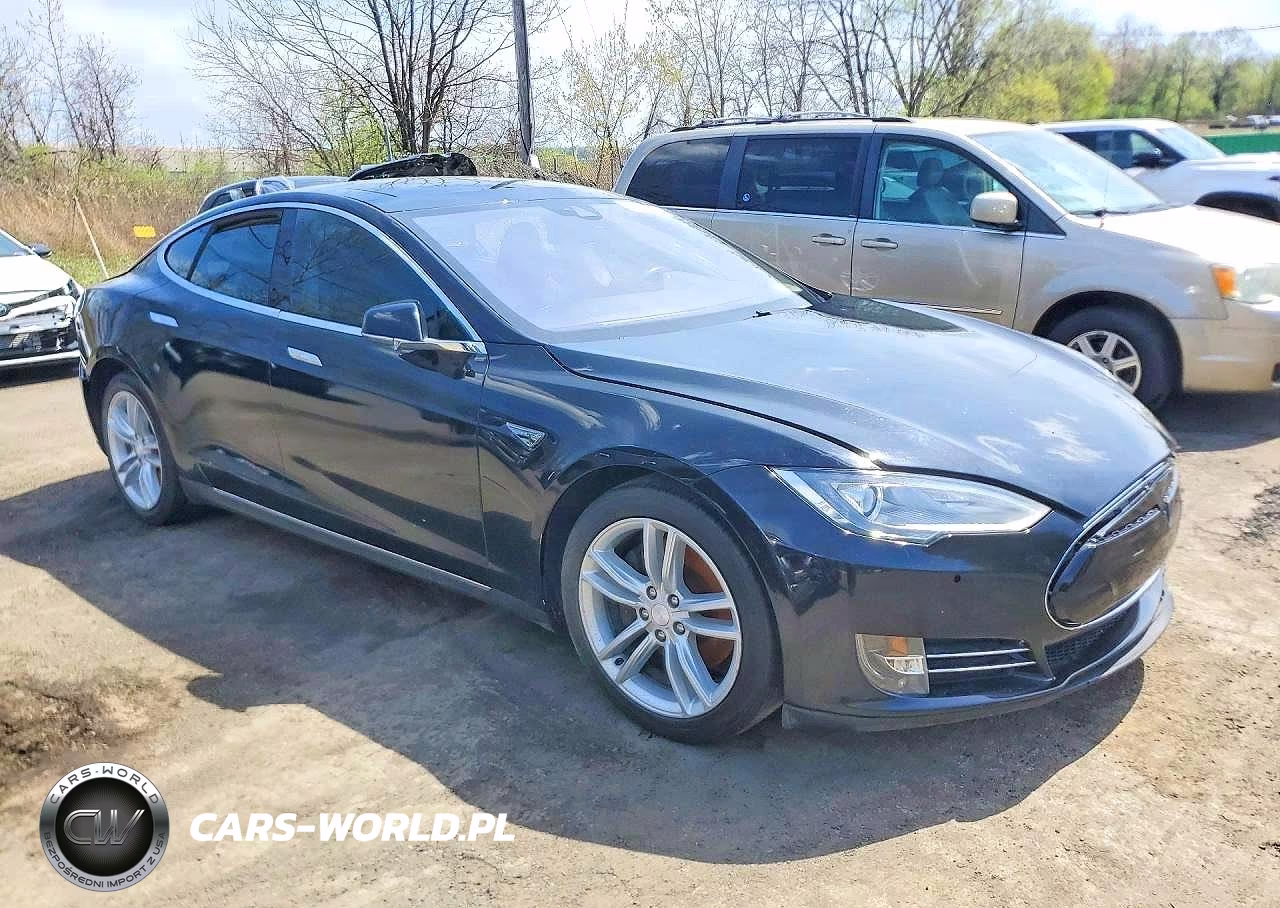 2015 Tesla Model S VIN:5YJSA1E27FF119731 - 4