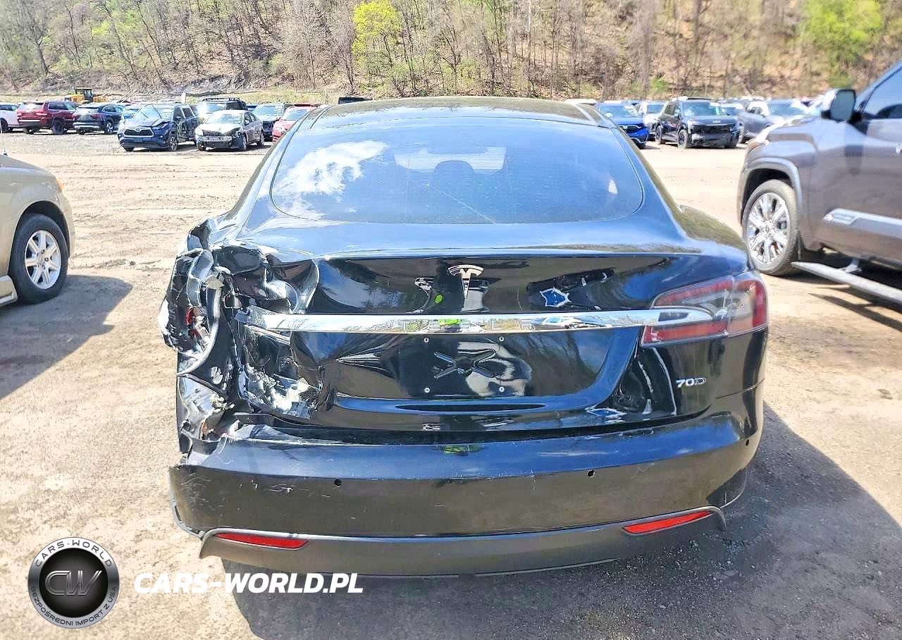 2015 Tesla Model S VIN:5YJSA1E27FF119731 - 6