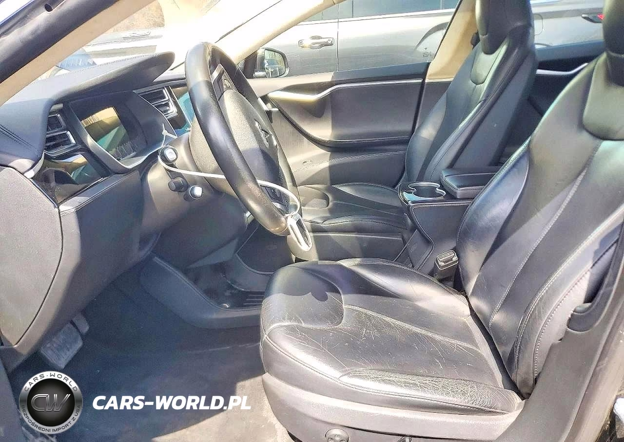 2015 Tesla Model S VIN:5YJSA1E27FF119731 - 7