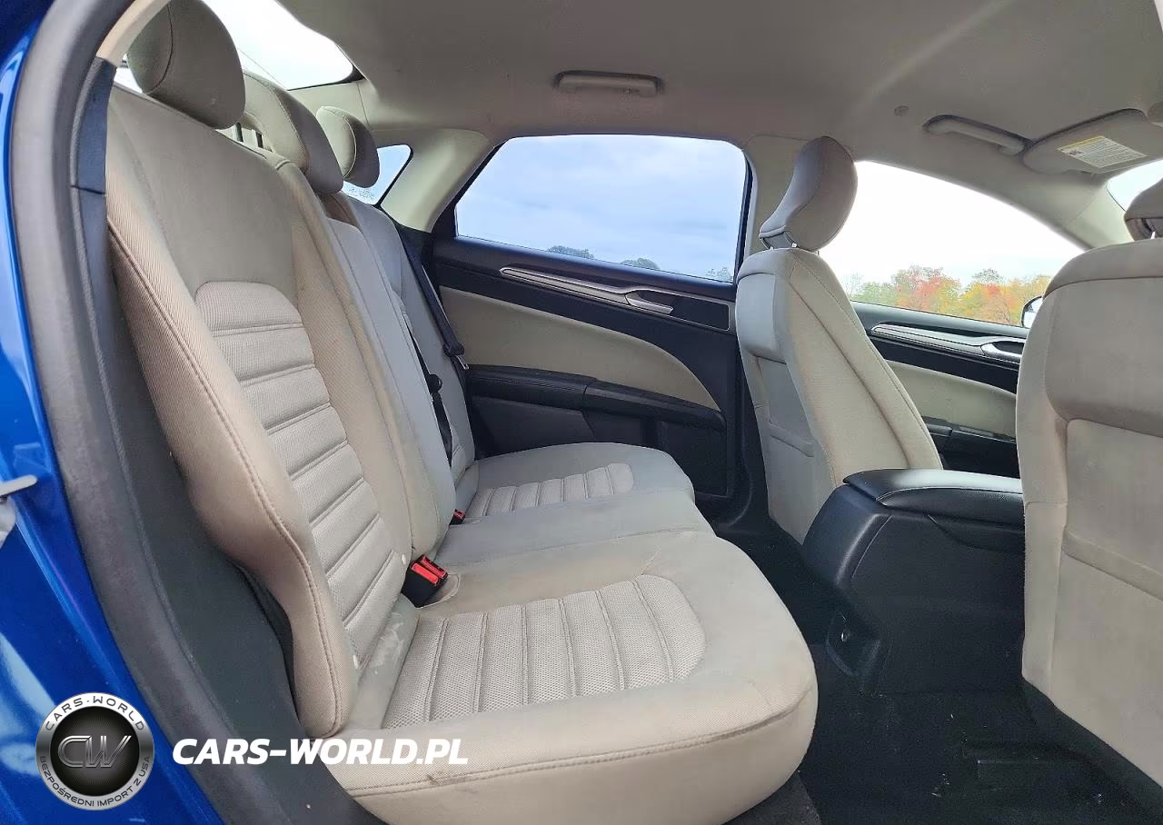 2018 Ford Fusion S Hybrid VIN:3FA6P0UU1JR122926 - 10