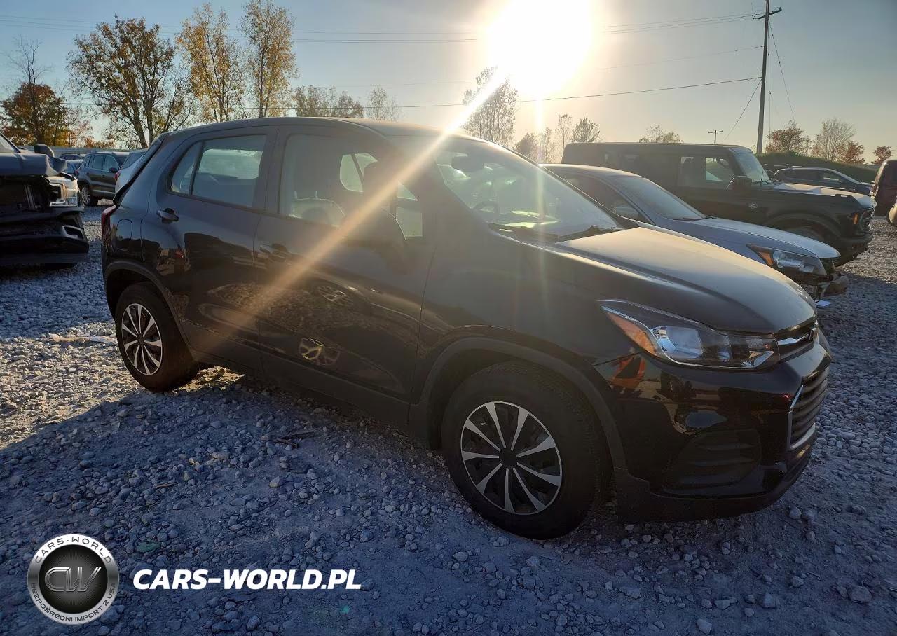 2017 Chevrolet Trax Ls VIN:3GNCJKSB5HL211365 - 4