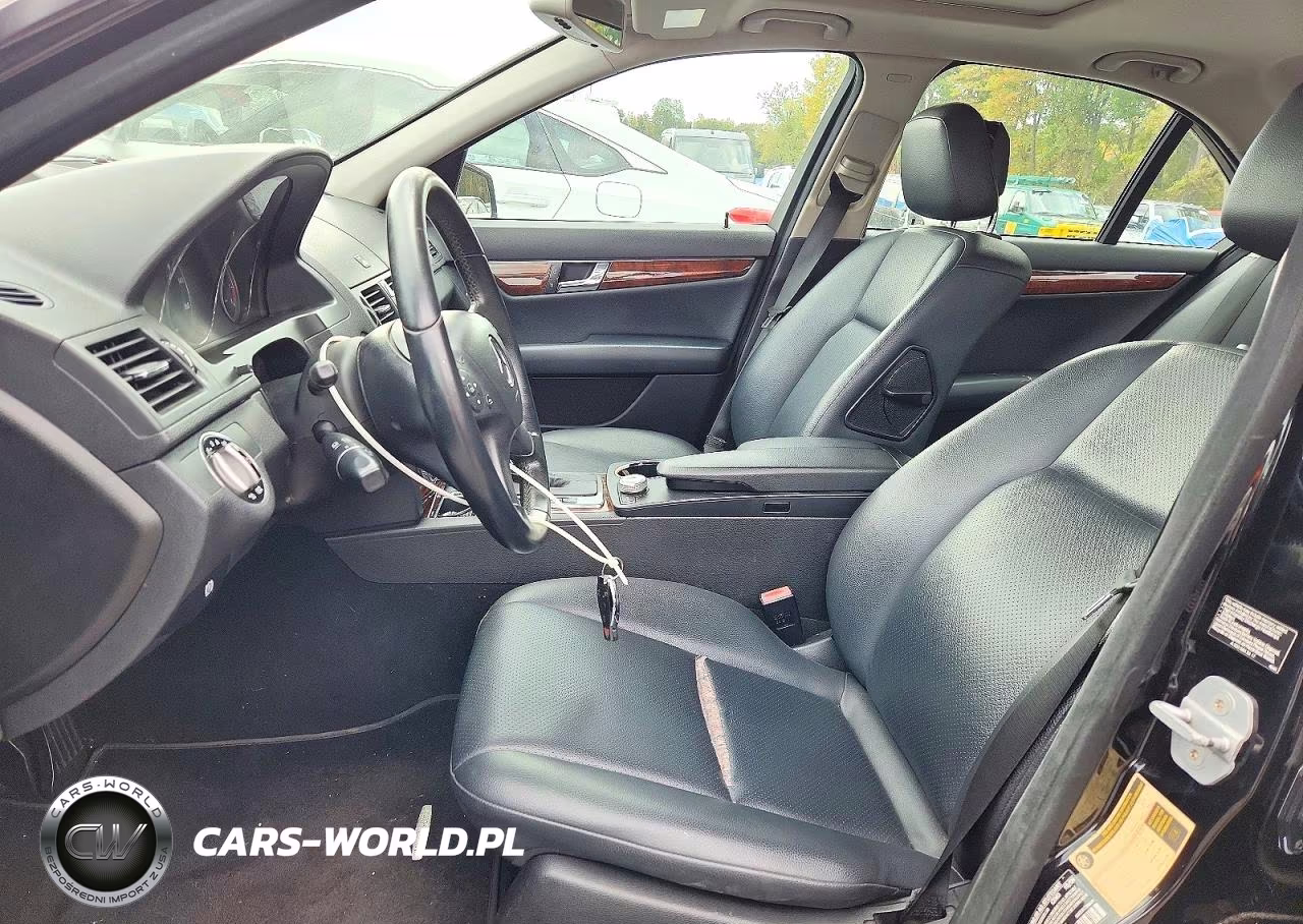 2010 Mercedes-Benz C 300 Luxury 4Matic-Sport 4Matic VIN:WDDGF8BB9AF423576 - 7