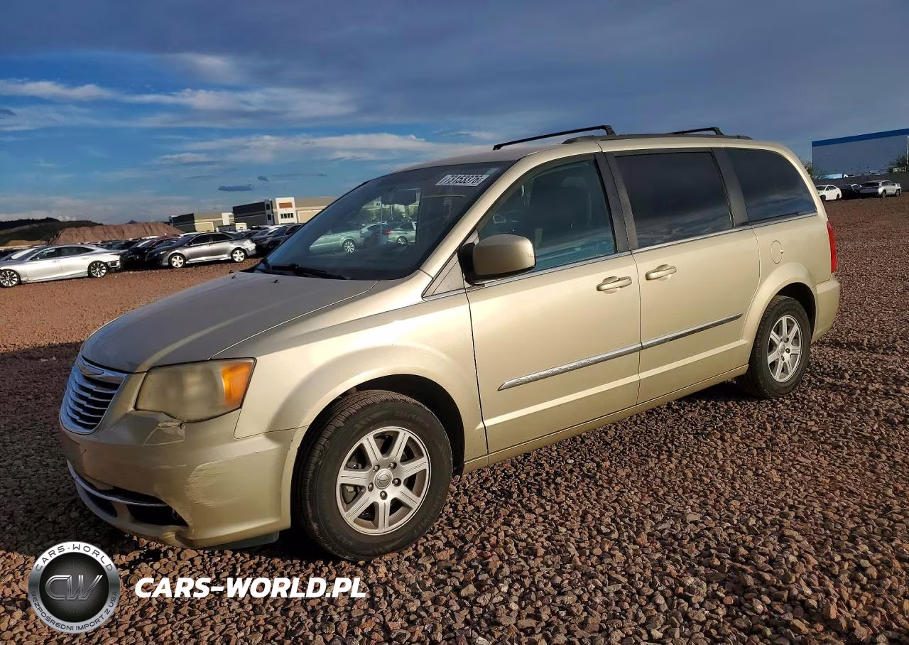 2011 Chrysler Town & Country Touring