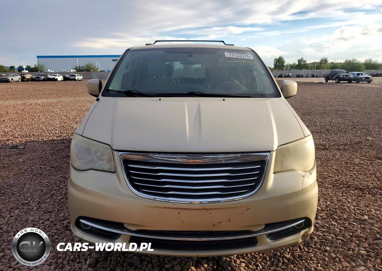 2011 Chrysler Town & Country Touring VIN:2A4RR5DG7BR664901 - 5