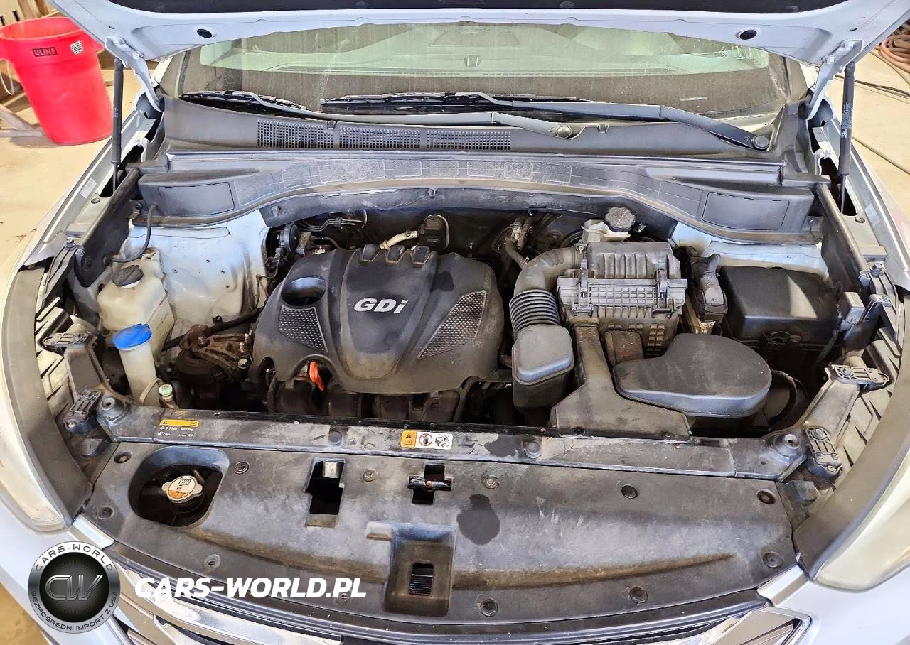 2013 Hyundai Santa Fe Sport 2.4L VIN:5XYZT3LB8DG078006 - 12
