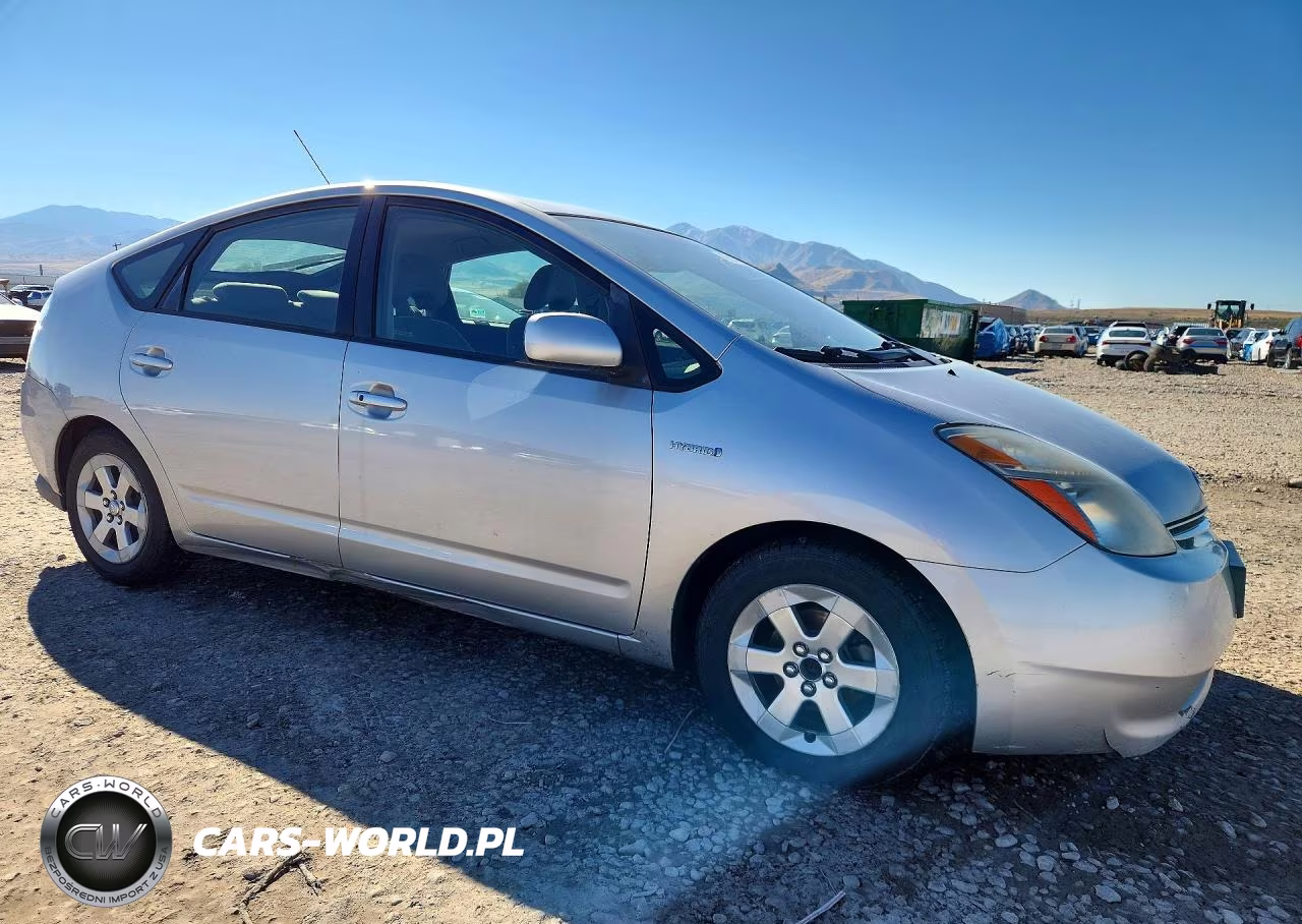 2008 Toyota Prius Base VIN:JTDKB20U083394059 - 4
