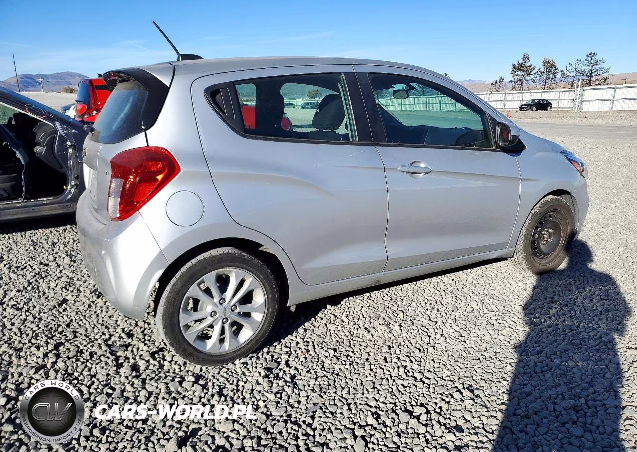 2020 Chevrolet Spark 1Lt VIN:KL8CD6SA3LC418798 - 3