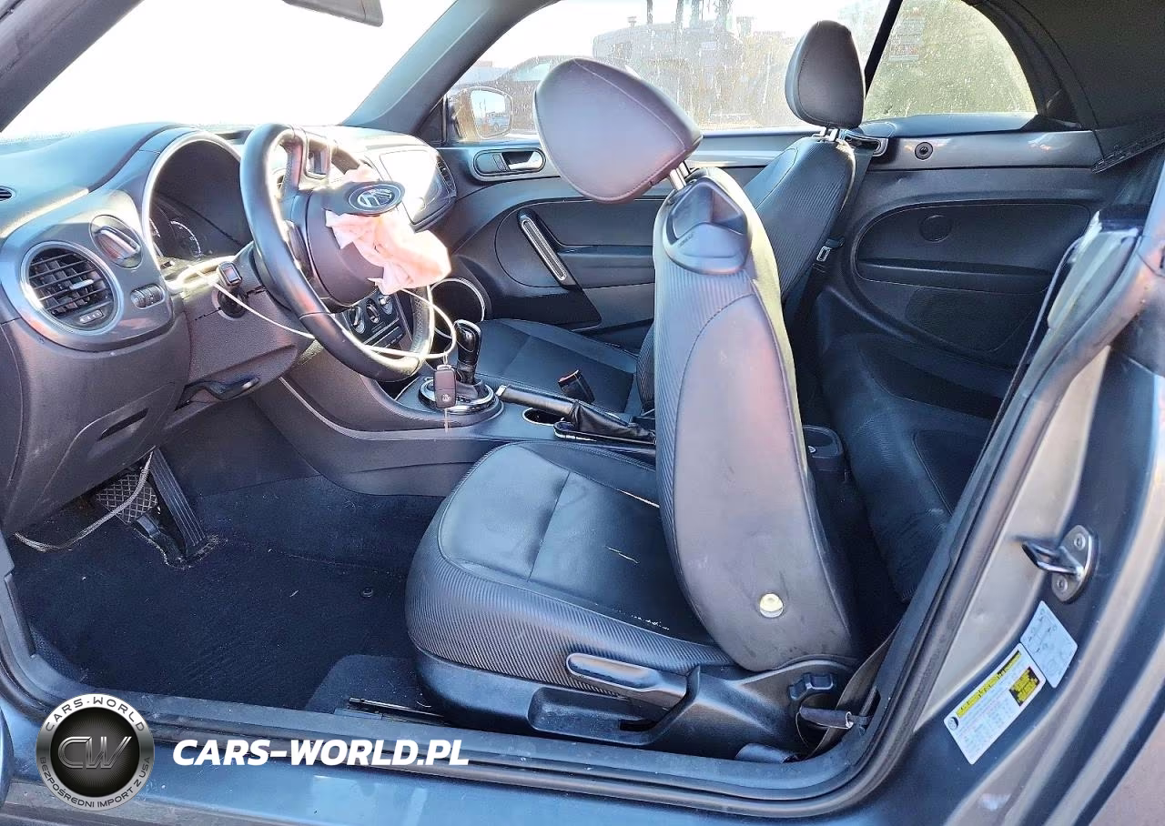 2013 Volkswagen Beetle VIN:3VW5X7AT6DM823177 - 7