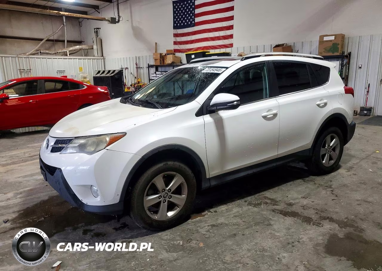 2015 Toyota Rav4 Xle VIN:2T3RFREV8FW355887 - 1
