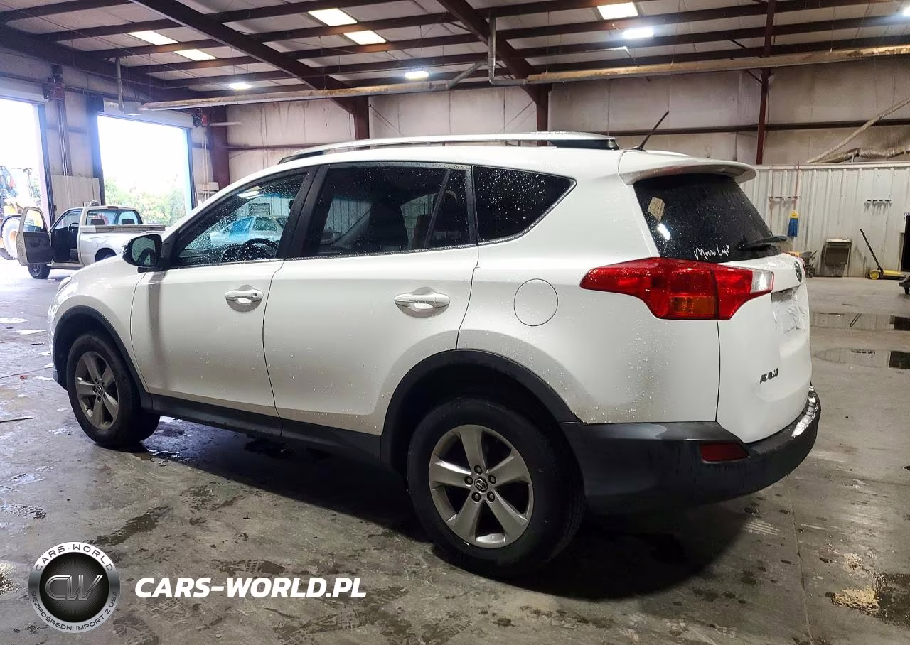 2015 Toyota Rav4 Xle VIN:2T3RFREV8FW355887 - 2