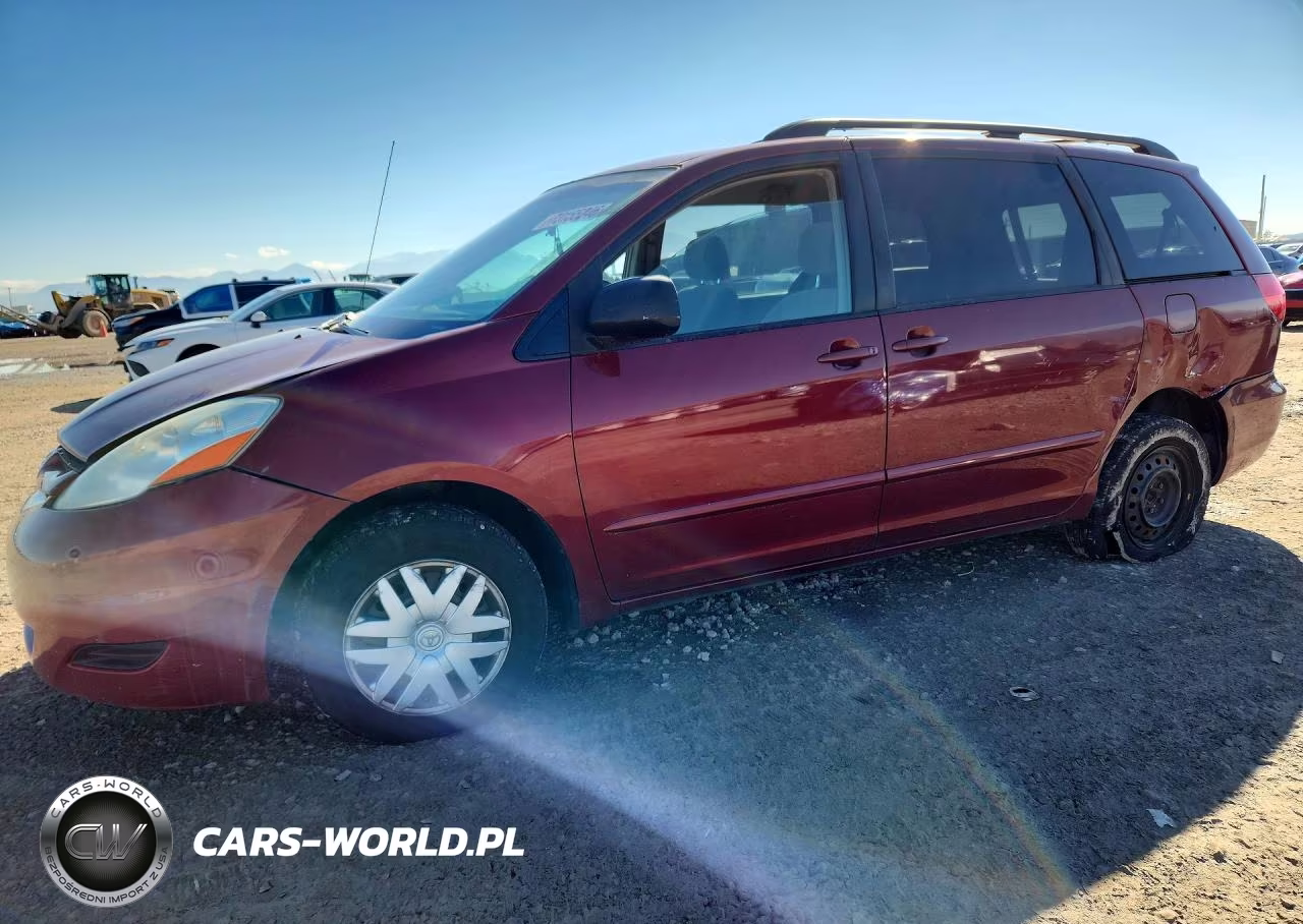 2006 Toyota Sienna Le 8 Passenger