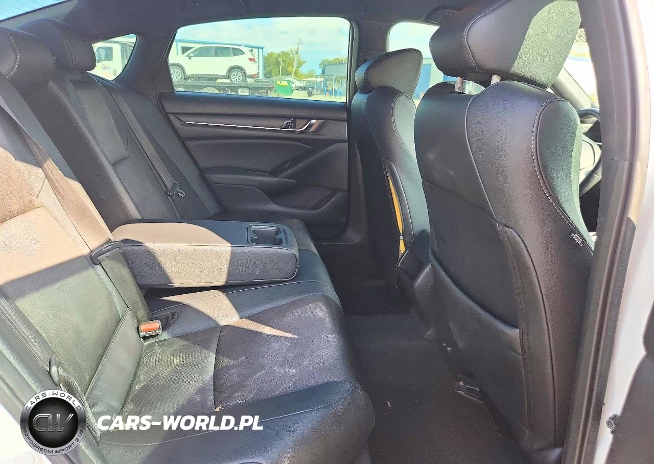 2019 Honda Accord Sport VIN:1HGCV1F33KA147336 - 10
