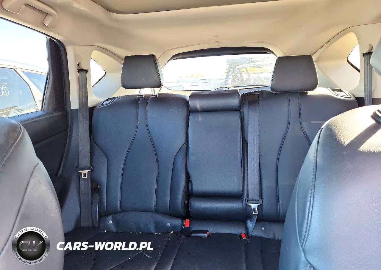 2019 Acura Rdx VIN:5J8TC2H33KL034239 - 10