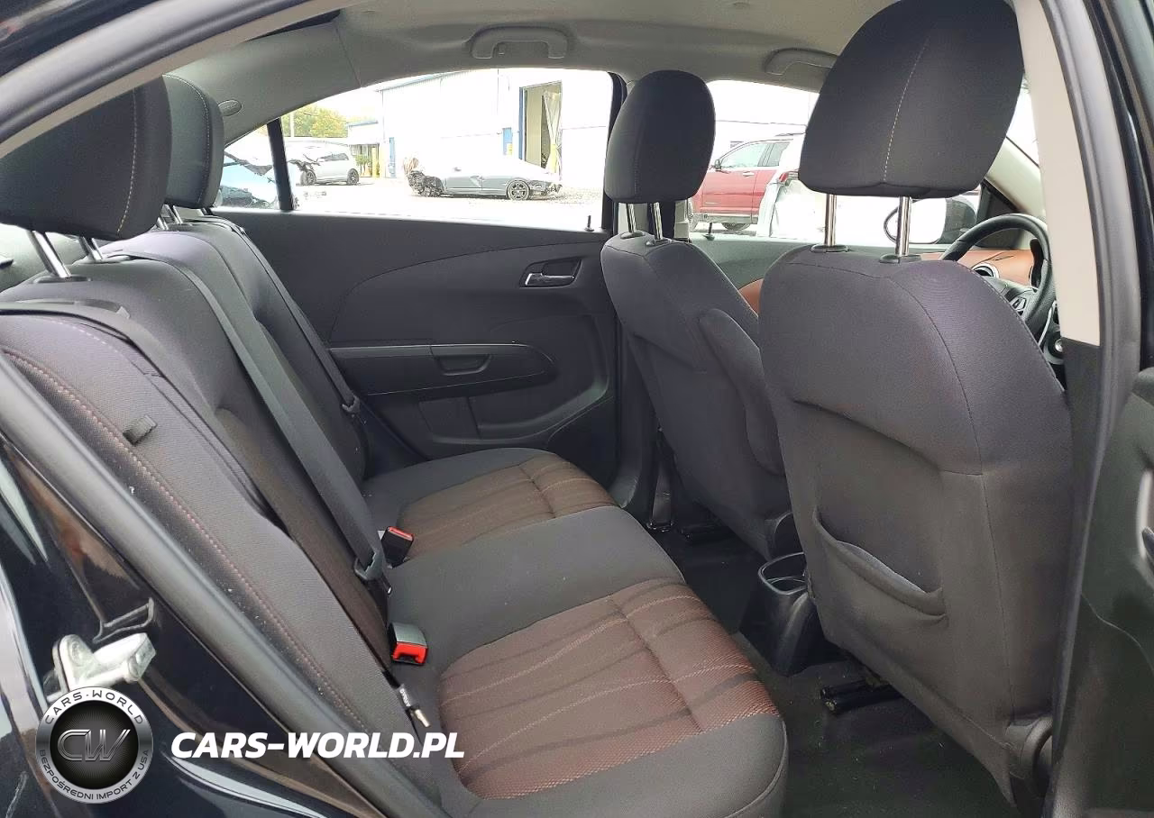 2014 Chevrolet Sonic Lt VIN:1G1JC5SG5E4100851 - 10