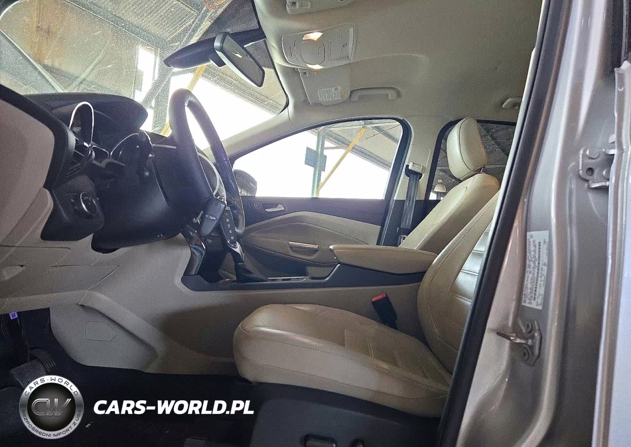 2019 Ford Escape Titanium VIN:1FMCU0J91KUC58047 - 7