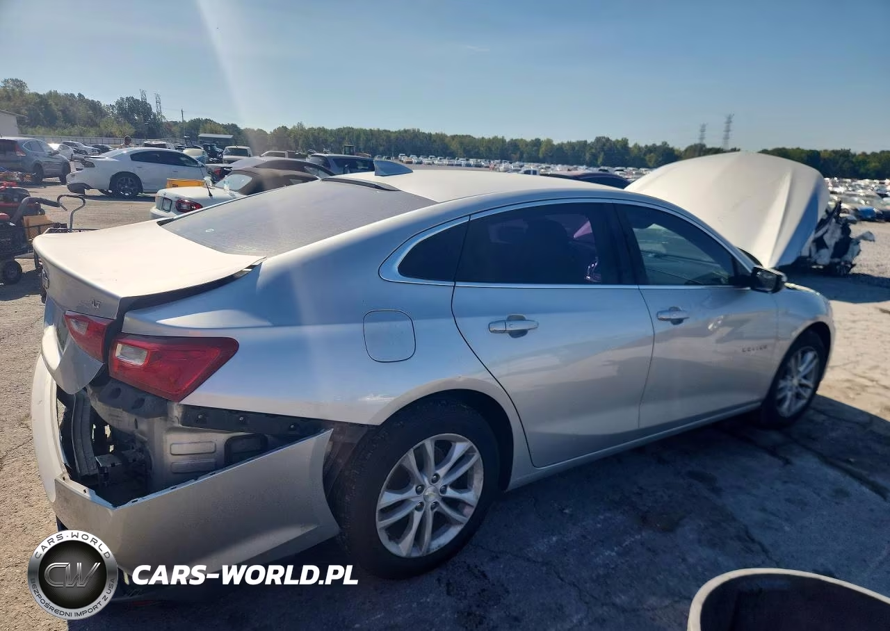 2017 Chevrolet Malibu Lt VIN:1G1ZE5ST3HF111754 - 3