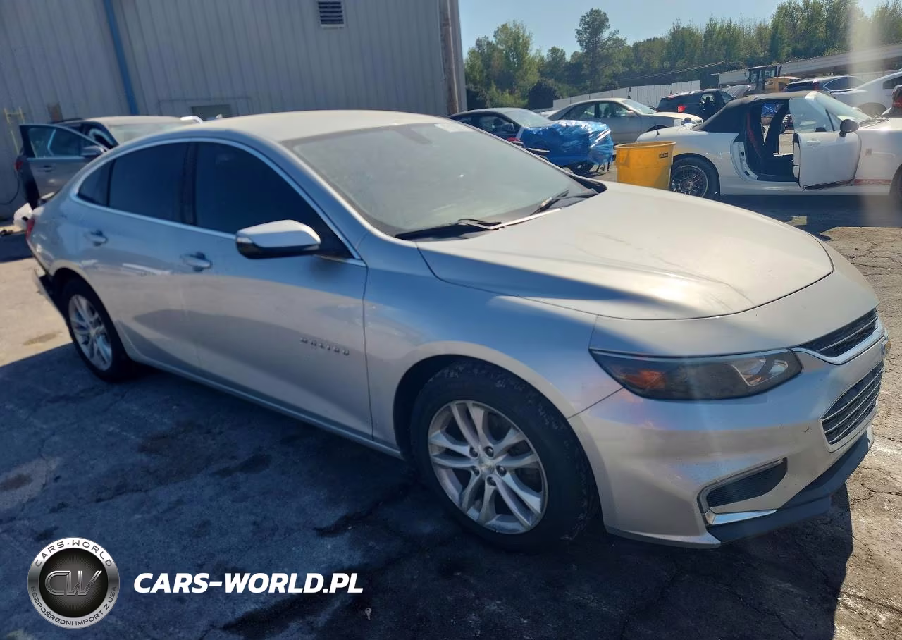 2017 Chevrolet Malibu Lt VIN:1G1ZE5ST3HF111754 - 4