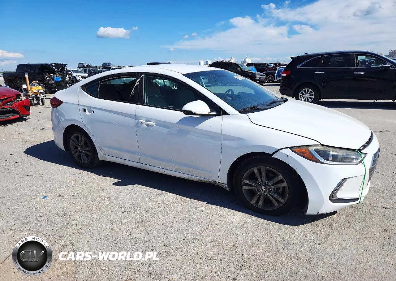 2017 Hyundai Elantra Se VIN:5NPD84LF4HH016007 - 4