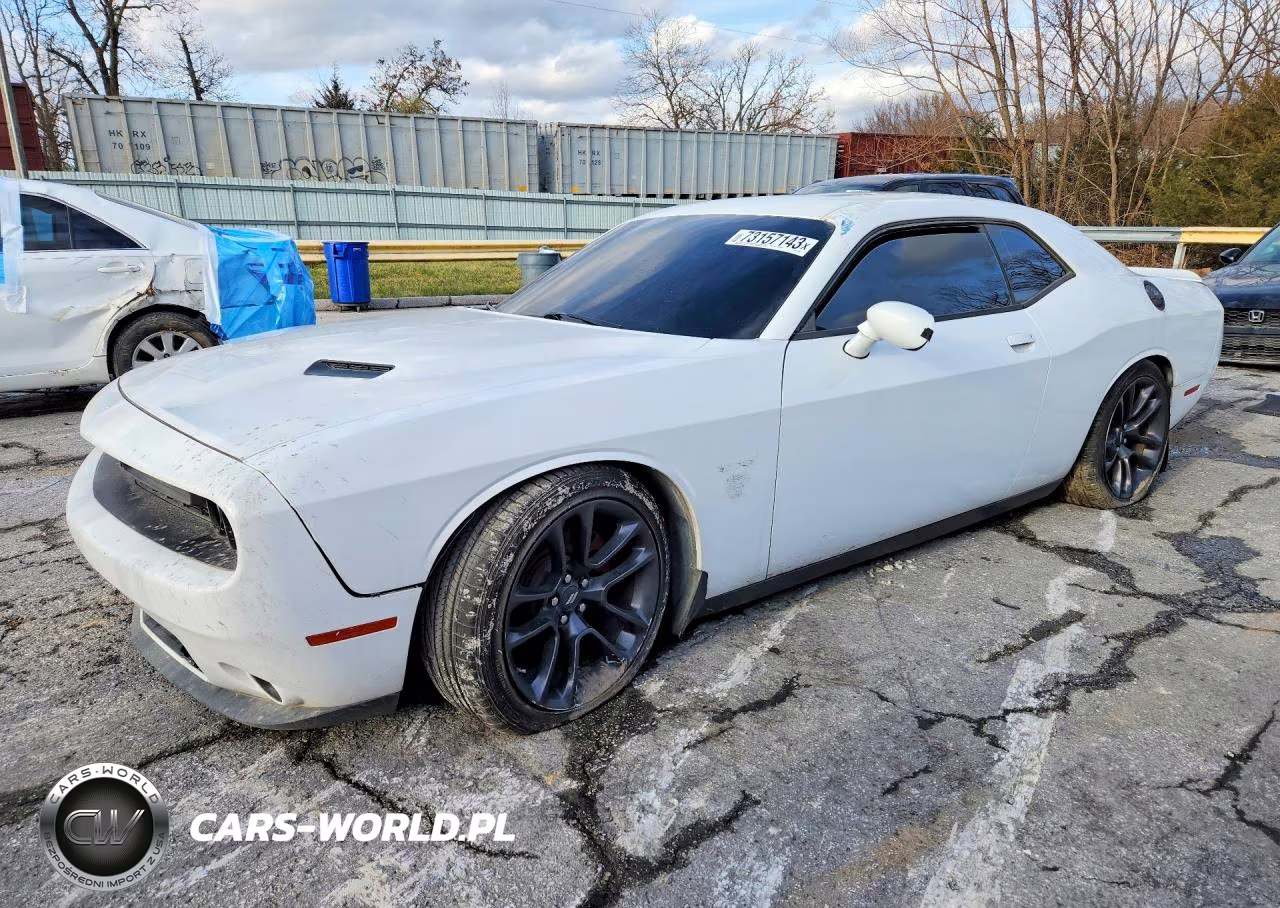2017 Dodge Challenger R – zdjęcie 1 z 12
