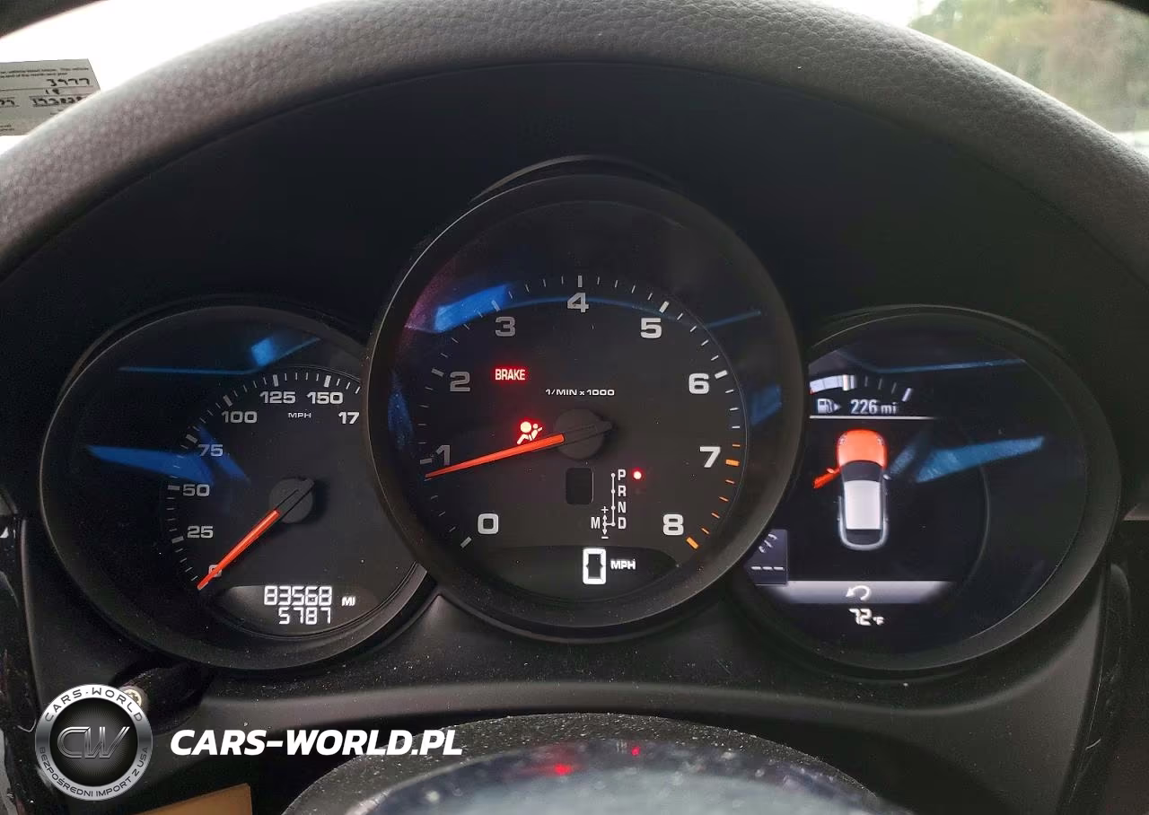 2018 Porsche Macan VIN:WP1AA2A56JLB03977 - 9