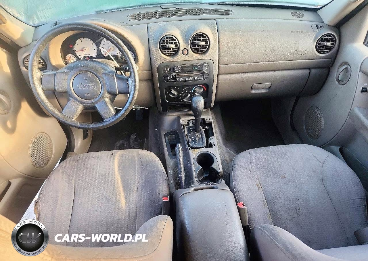 2003 Jeep Liberty Sport VIN:1J4GK48K93W622176 - 8