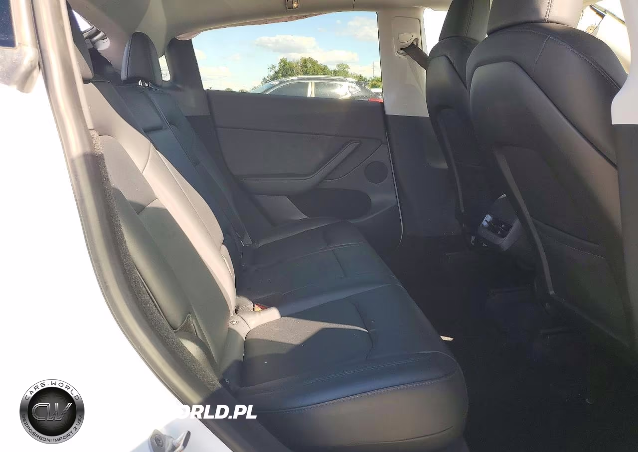 2023 Tesla Model Y VIN:7SAYGDEEXPA090960 - 11