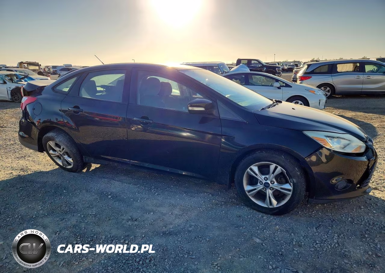 2013 Ford Focus Se VIN:1FADP3F20DL343456 - 4