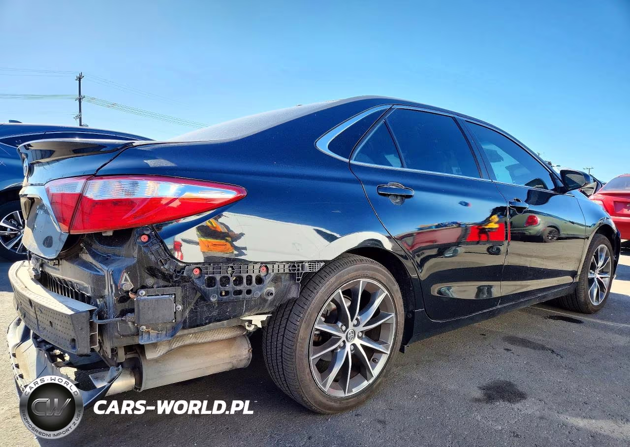2016 Toyota Camry Xse VIN:4T1BF1FK0GU615152 - 3