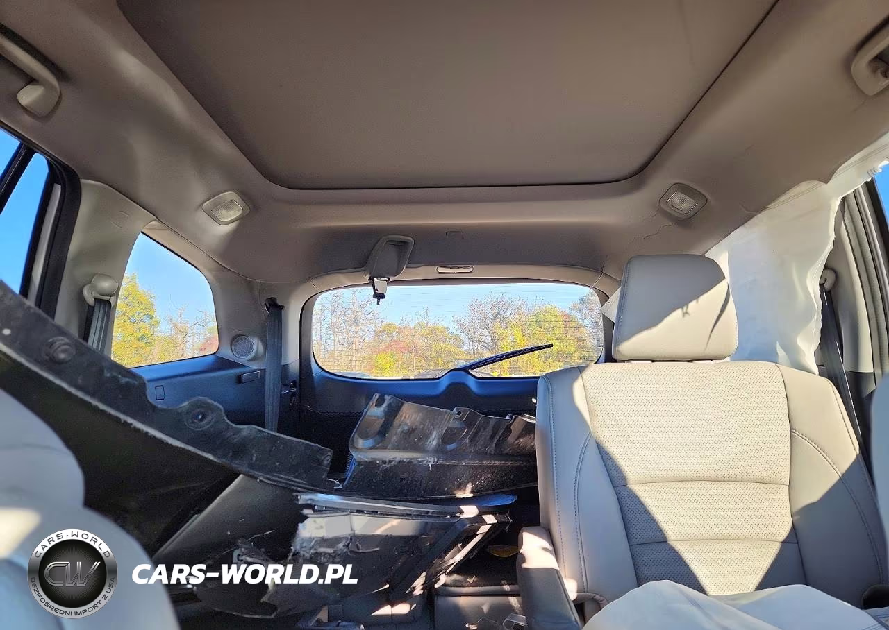 2019 Honda Pilot Elite VIN:5FNYF6H03KB028064 - 10
