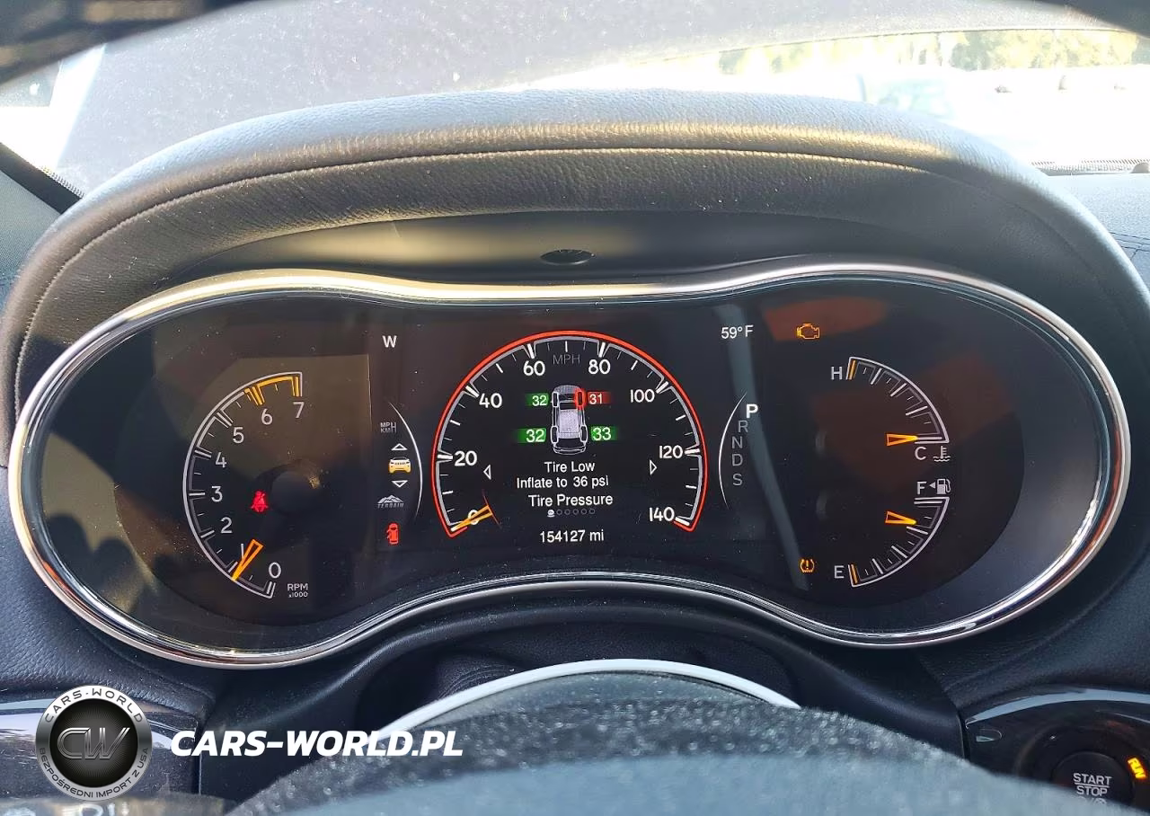 2015 Jeep Grand Cherokee Overland VIN:1C4RJFCT9FC939779 - 9