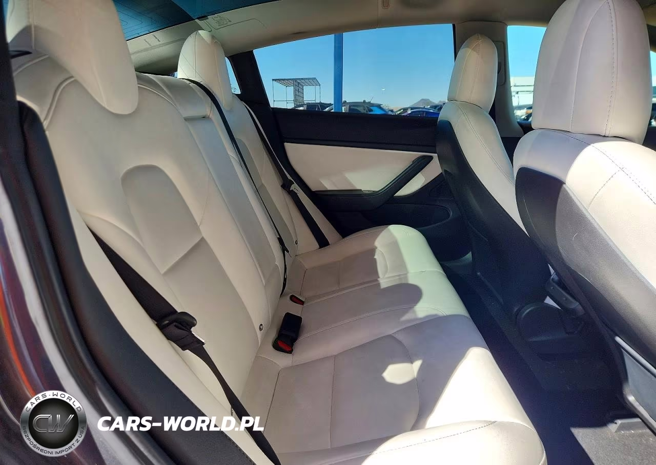 2018 Tesla Model 3 VIN:5YJ3E1EA8JF165562 - 10
