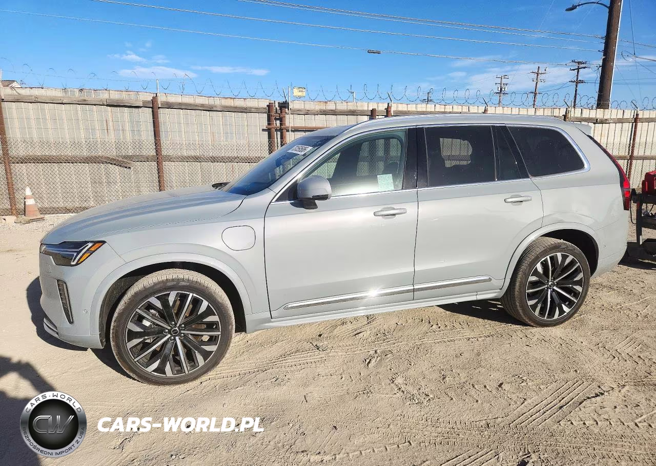 2026 Volvo Xc90 Plus – zdjęcie 1 z 13