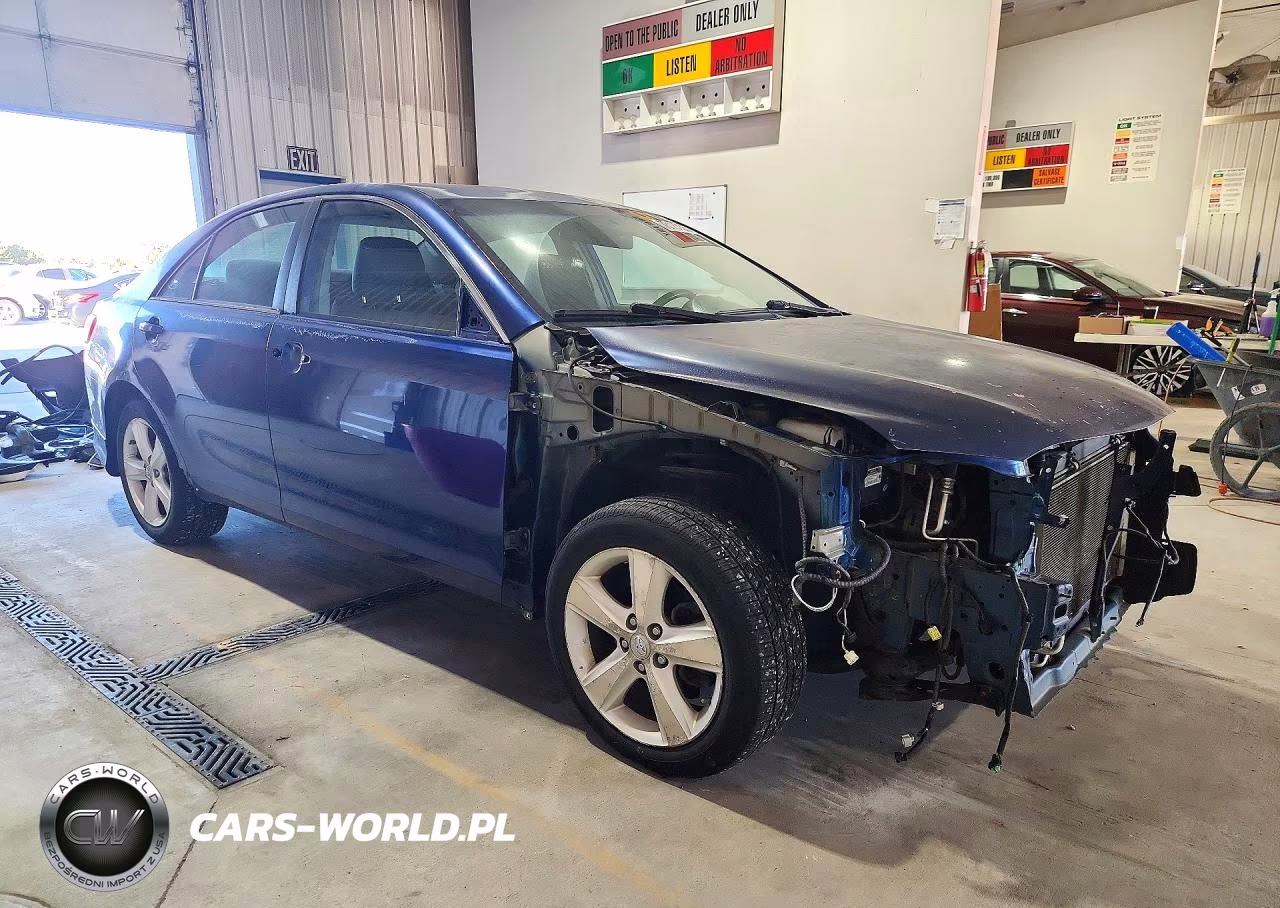 2010 Toyota Camry Se VIN:4T1BF3EK7AU531995 - 4