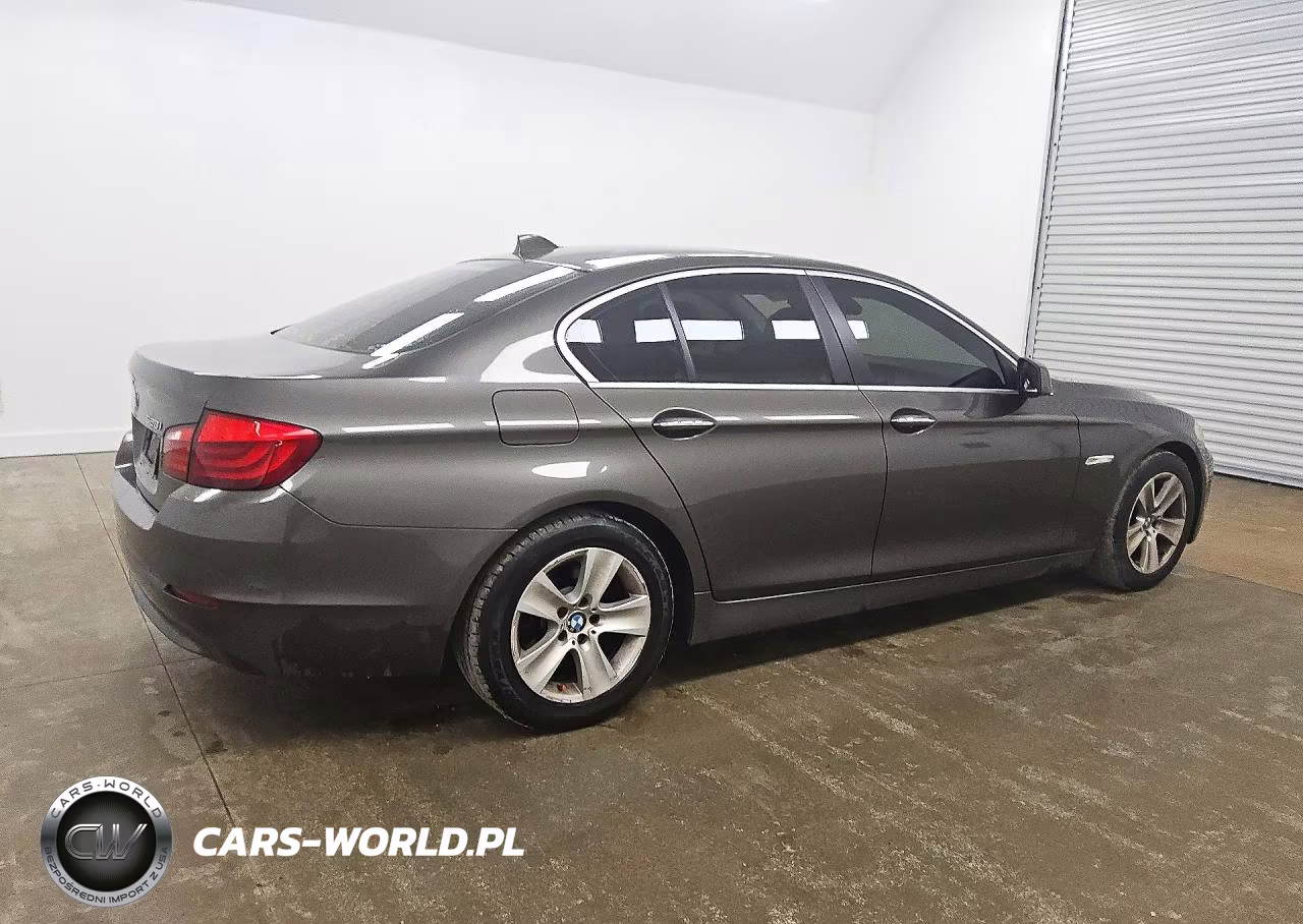2012 BMW 528 I VIN:WBAXG5C59CDX02794 - 3