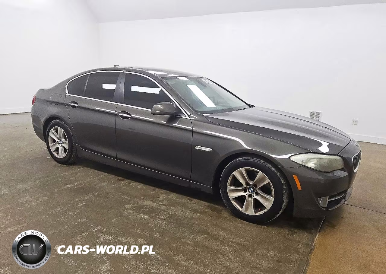 2012 BMW 528 I VIN:WBAXG5C59CDX02794 - 4