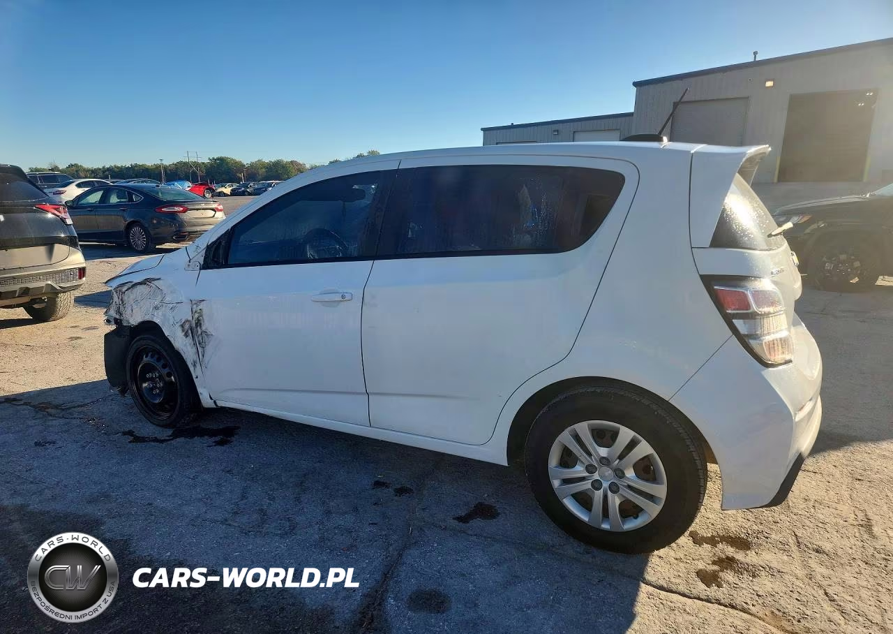 2017 Chevrolet Sonic Lt Auto VIN:1G1JG6SH5H4174679 - 2