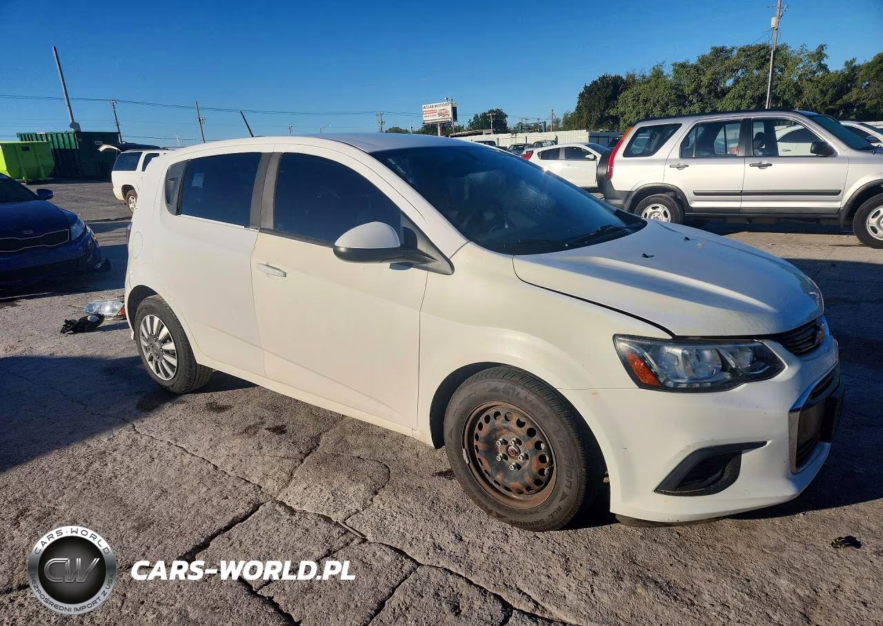 2017 Chevrolet Sonic Lt Auto VIN:1G1JG6SH5H4174679 - 4
