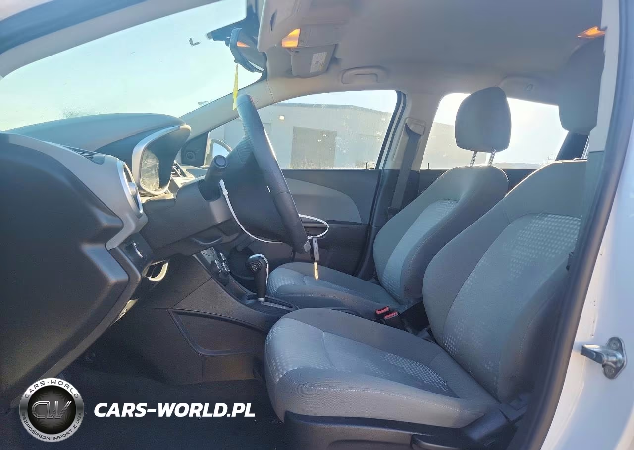 2017 Chevrolet Sonic Lt Auto VIN:1G1JG6SH5H4174679 - 7